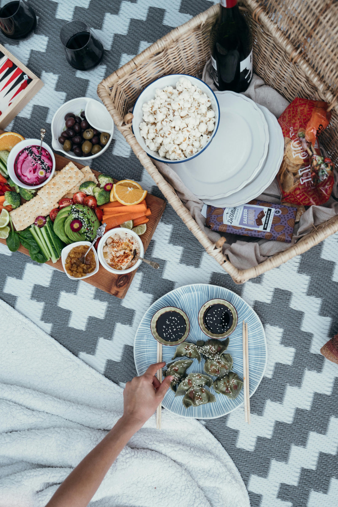 THE ULTIMATE TODDLER-FRIENDLY PICNIC CHECKLIST